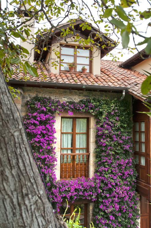 Trisqueles Y Buganvillas Villaviciosa  Esterno foto